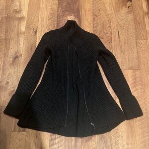 Intermix Woman’s Grey Cardigan Size S